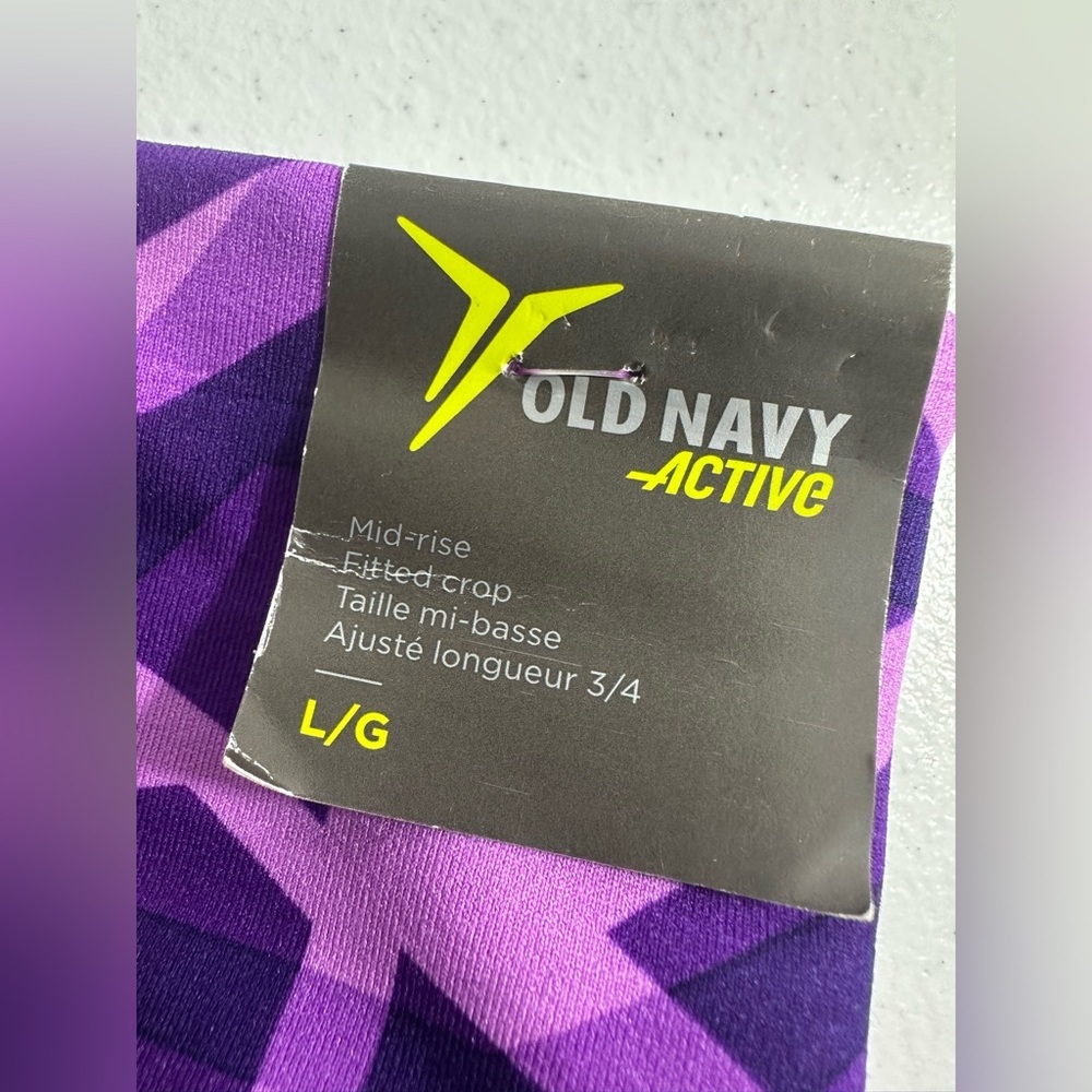 NWT Old Navy Active Sz L Women’s Purple Capri Leggings Geometric Athletic - Picture 5 of 10
